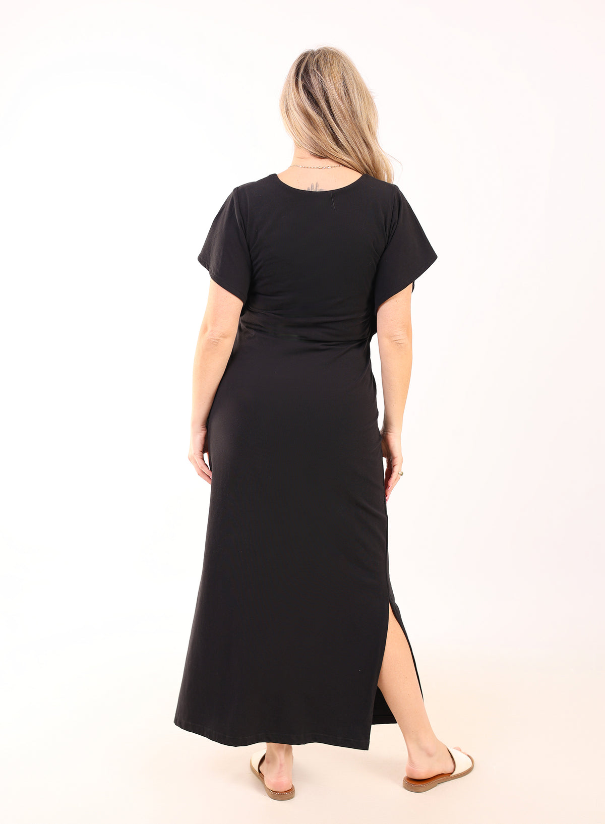 Elegant Embroidered Abaya