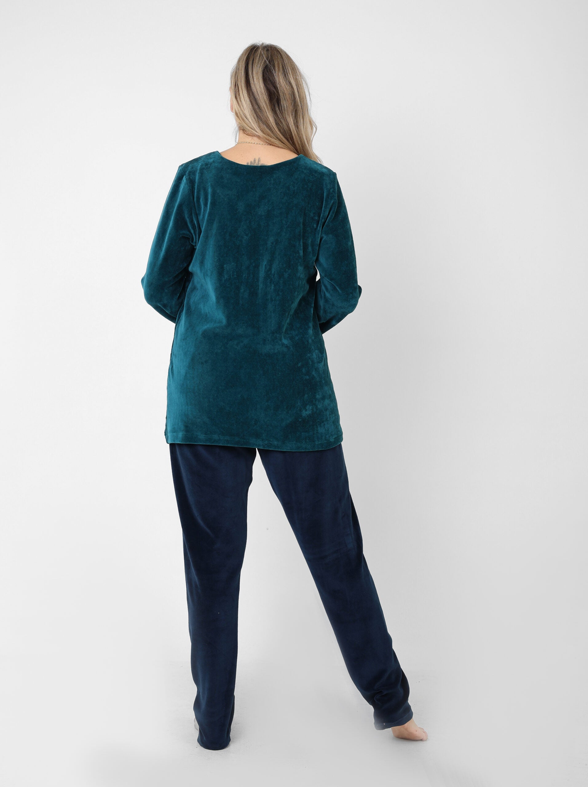 Plus Size Velvet Winter Pajama – Elegant, Warm & Comfortable