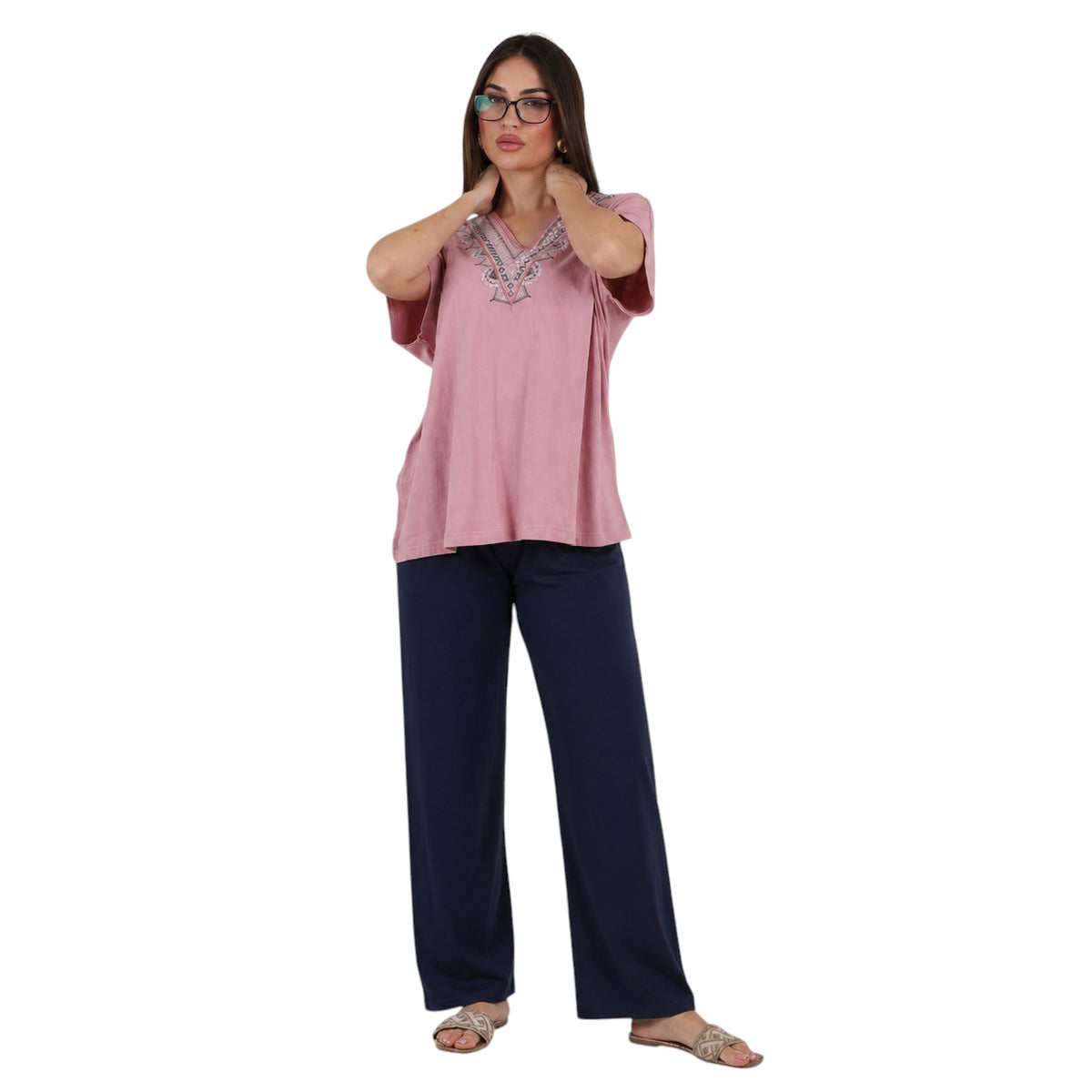 مقاسات كبيرة - ملابس منزلية ناعمة وفضفاضة للنساء (4XL–6XL)