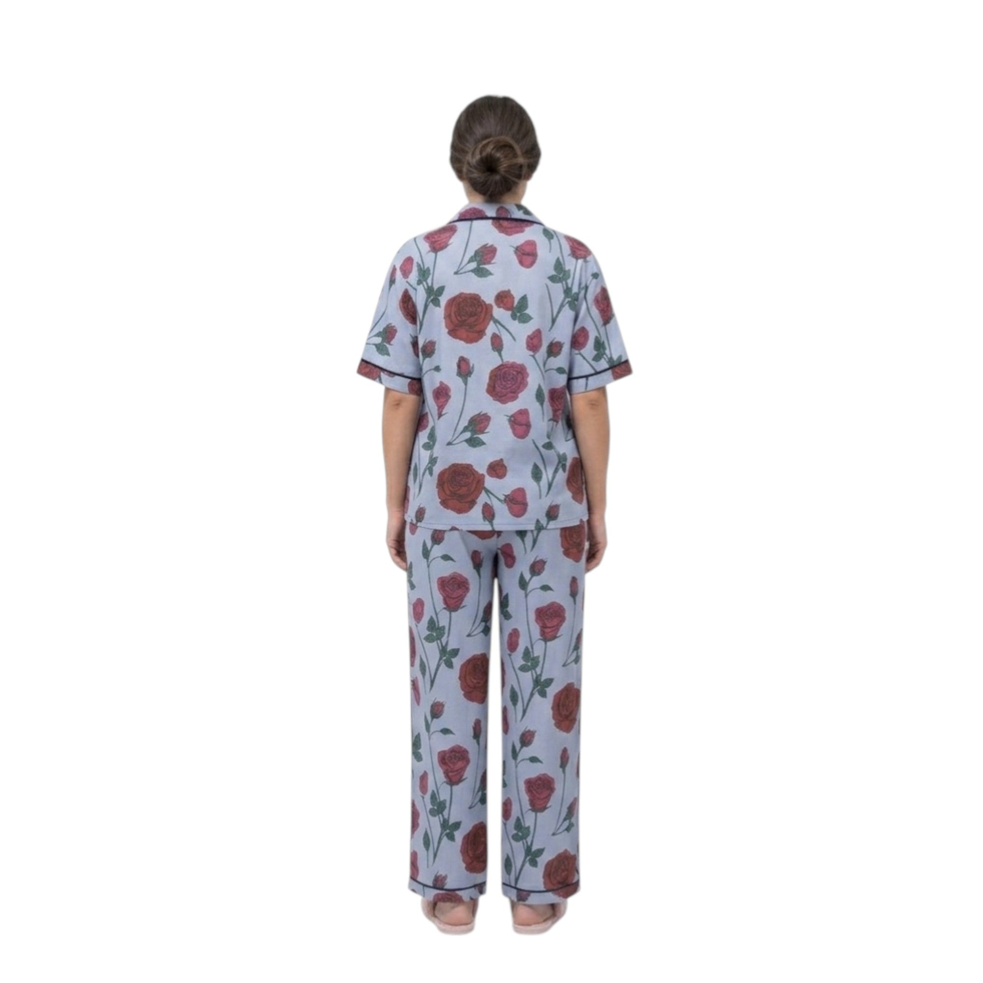 Women's Summer Pajama Set with Elegant Floral Touch
