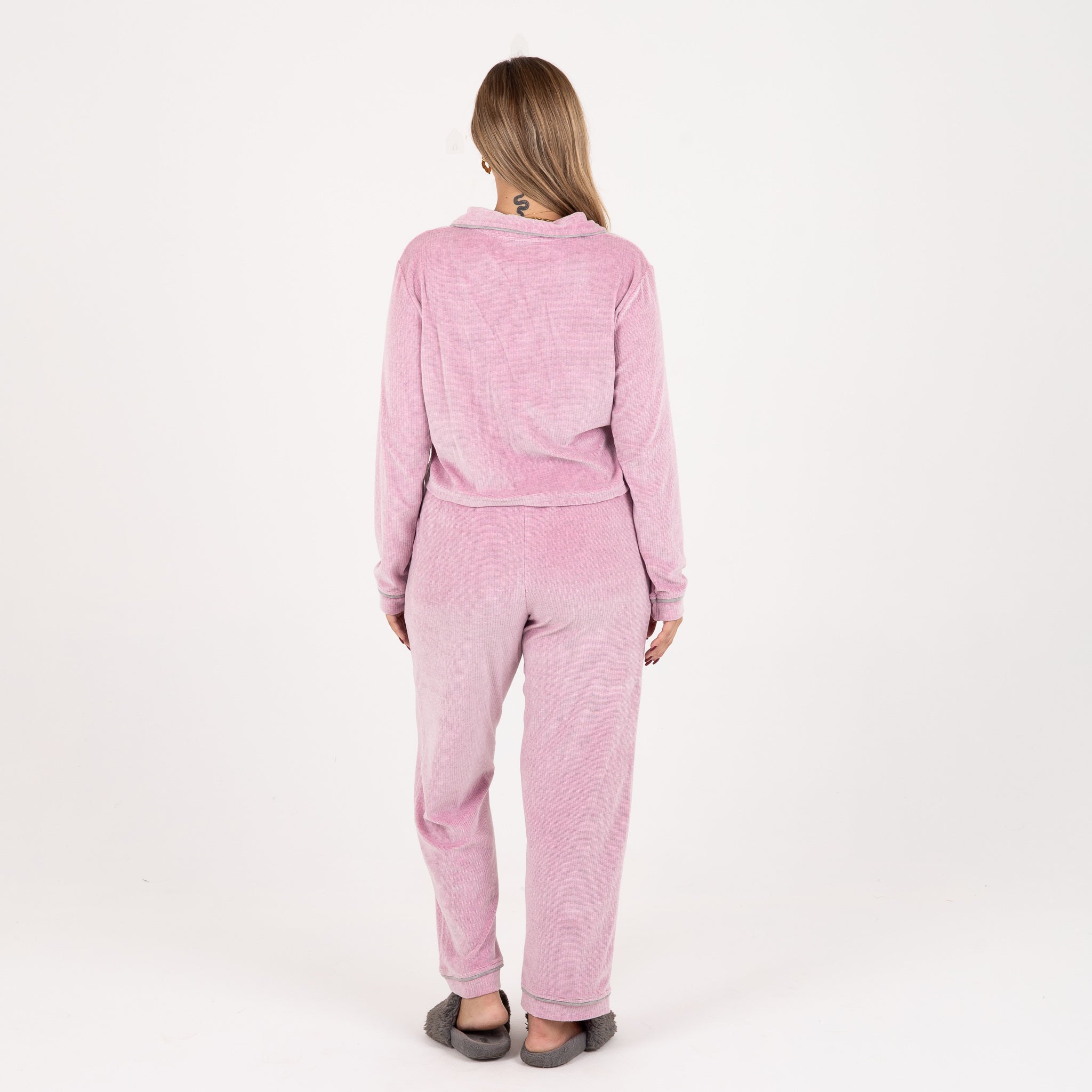Classic Velvet Pajama Set – Elegant Comfort for Every Season