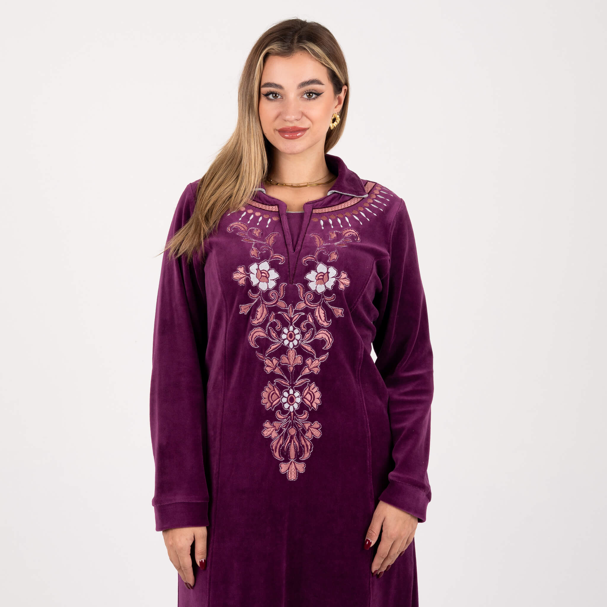 Velvet Embroidered Abaya – Elegant Modest Style