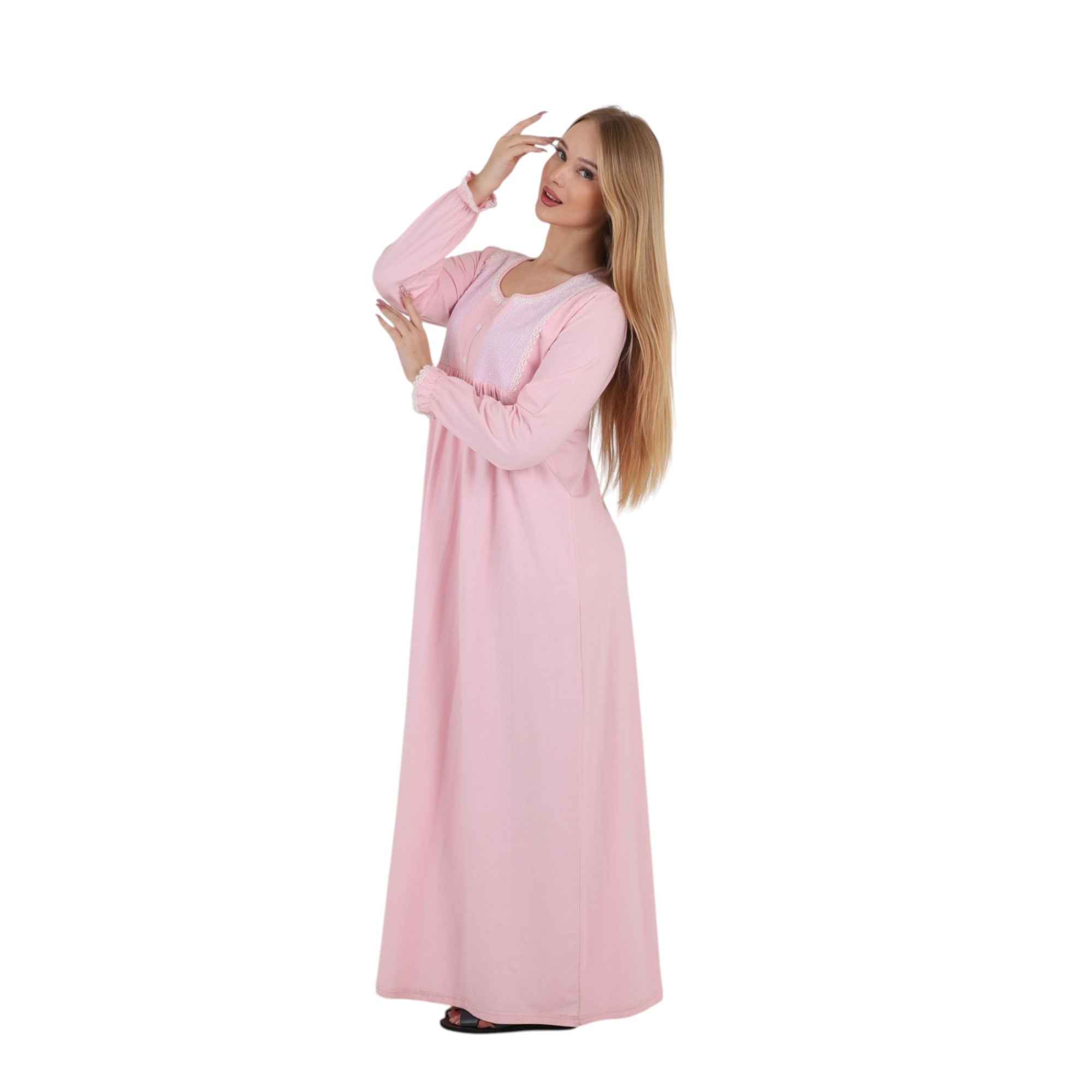 عباية أنيقة بحواف دانتيل