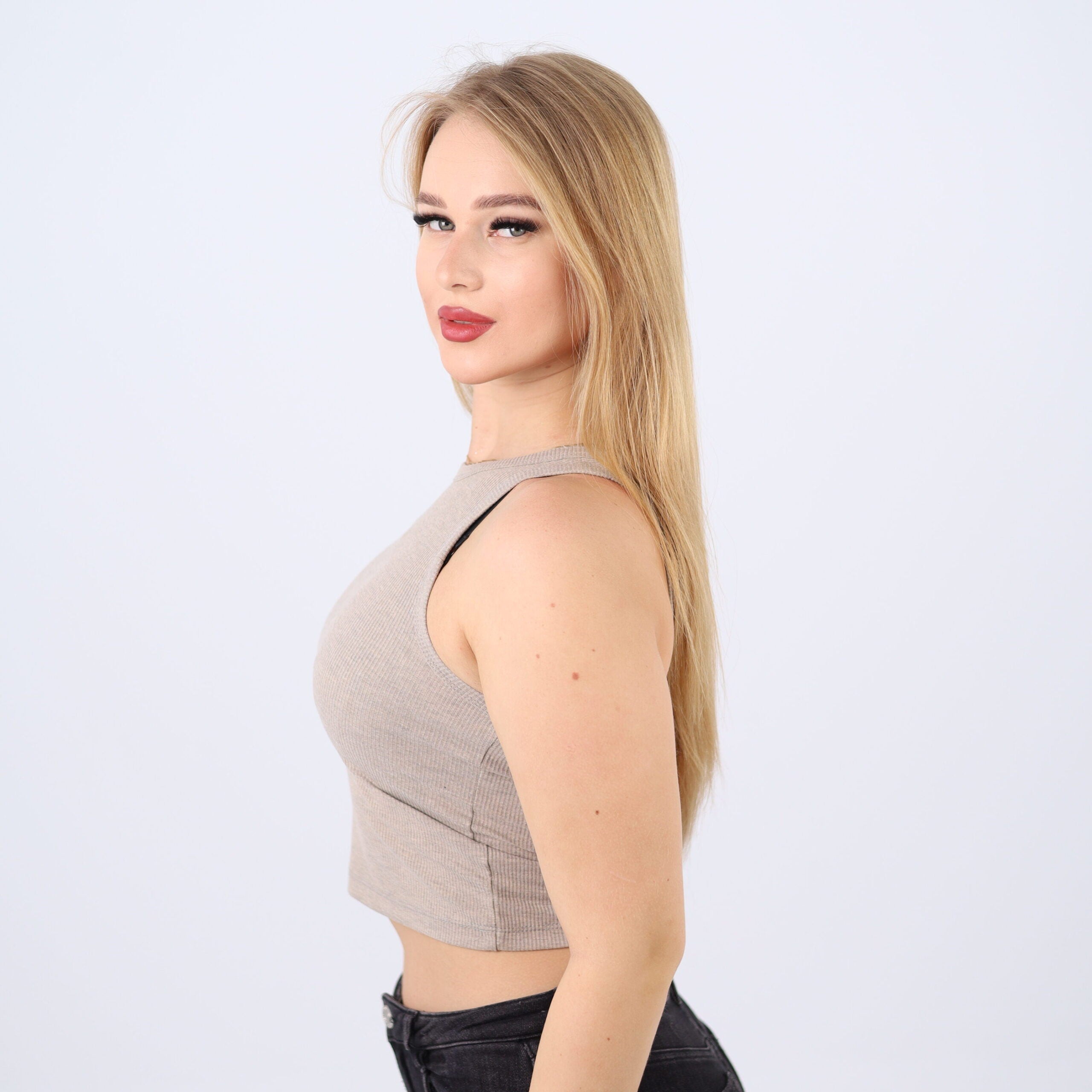 Cotton Ribbed Sleeveless Crop Top – Casual Fitted Tank for Women