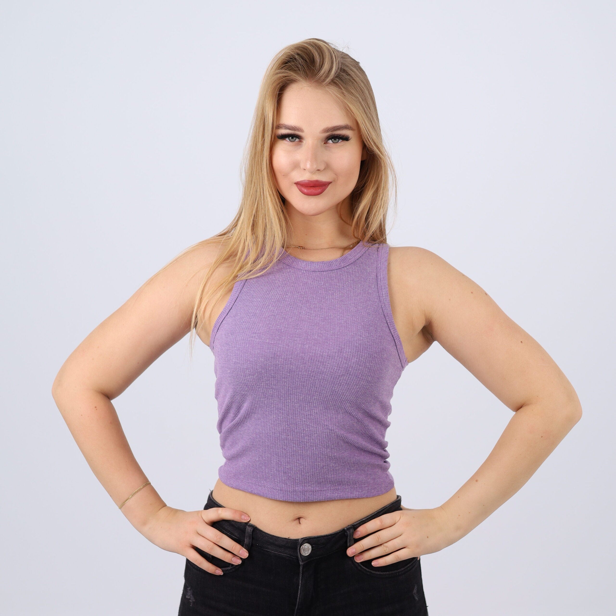 Cotton Ribbed Sleeveless Crop Top – Casual Fitted Tank for Women