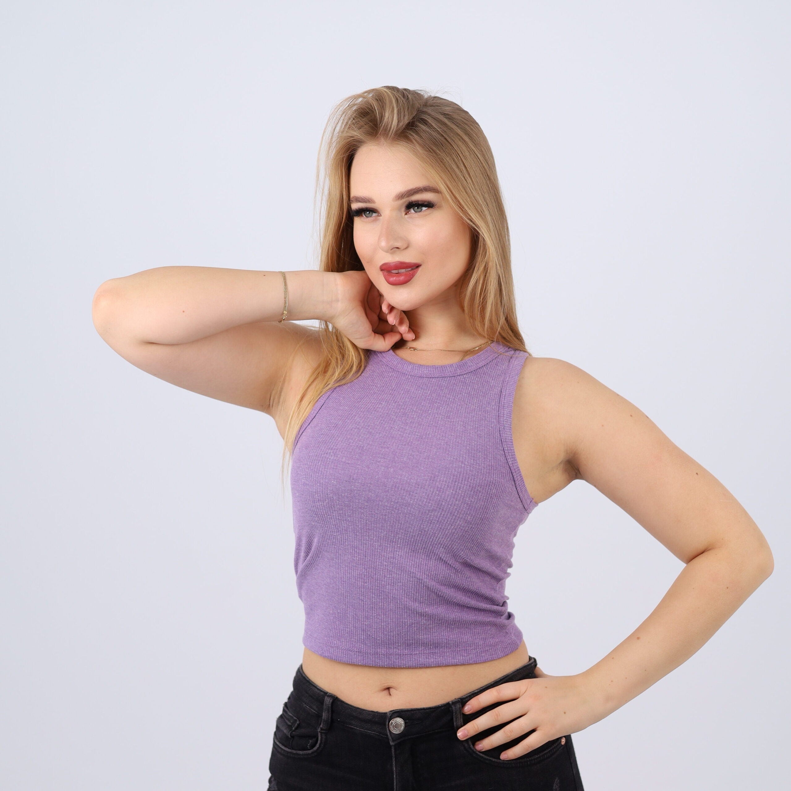 Cotton Ribbed Sleeveless Crop Top – Casual Fitted Tank for Women