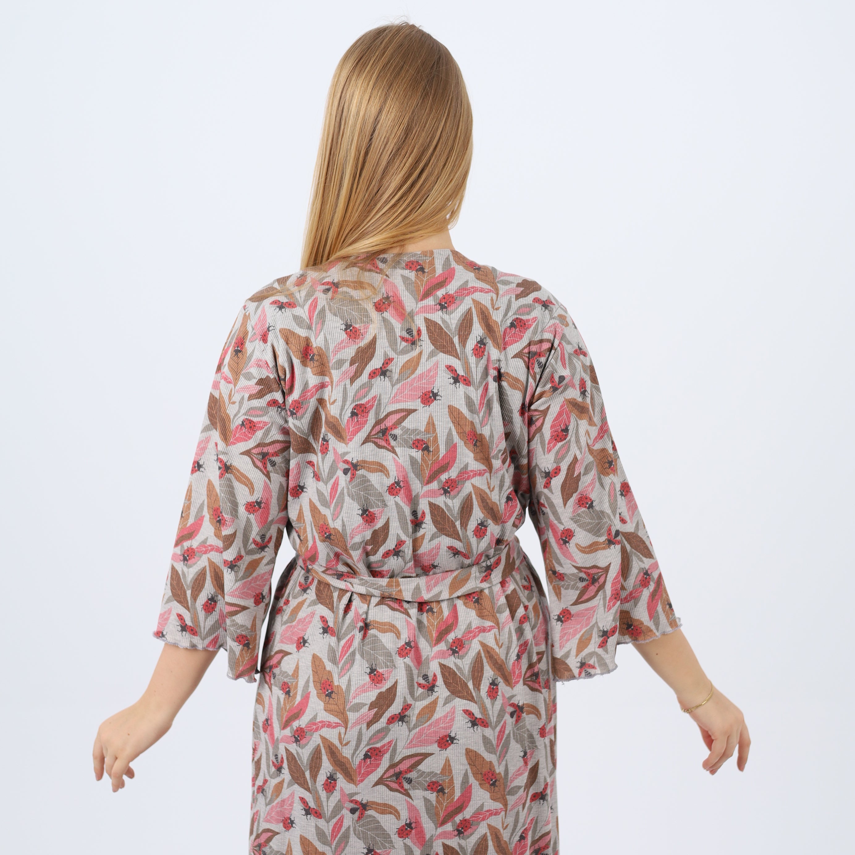 Soft Bloom Robe