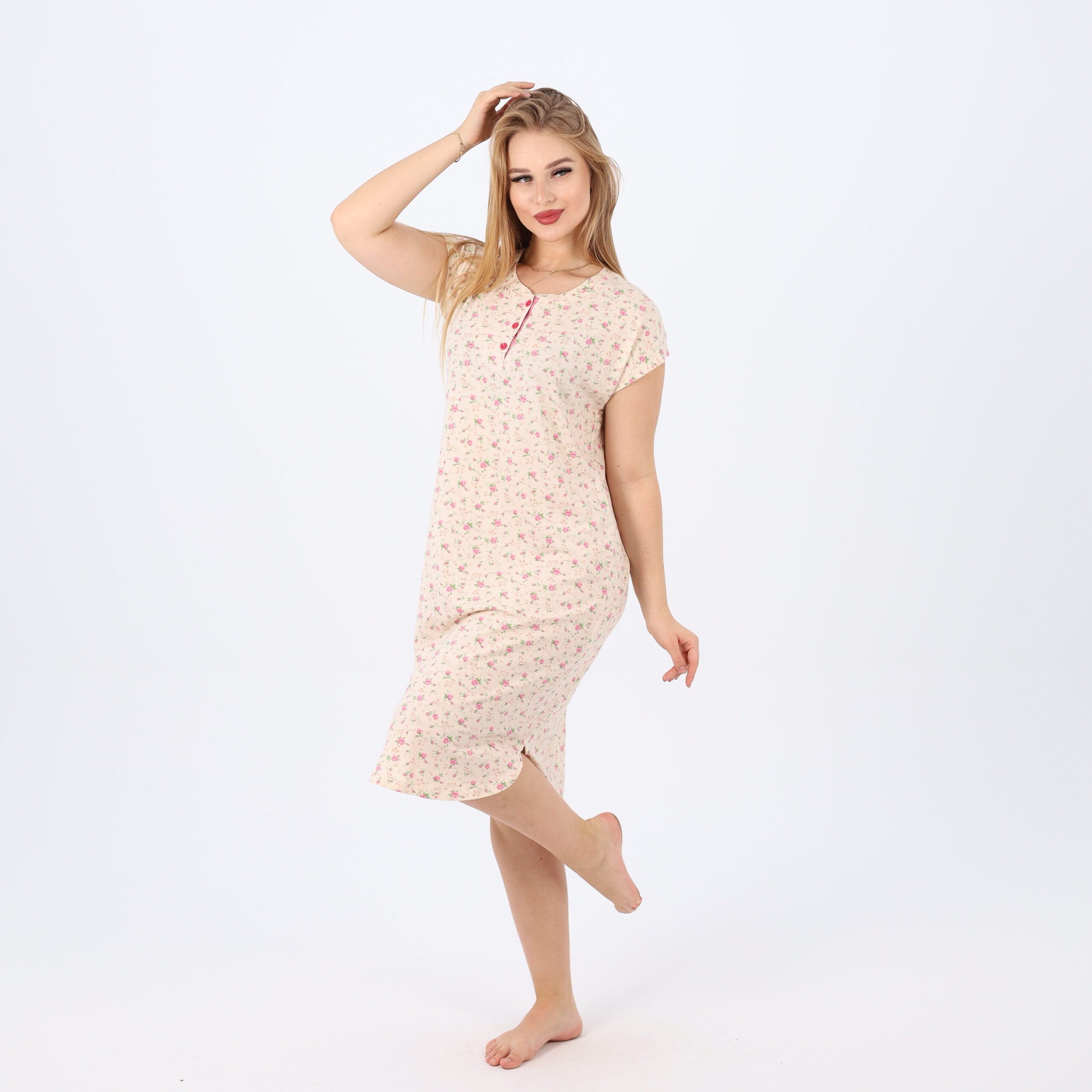 Soft and breathable nightgown made of 100% cotton