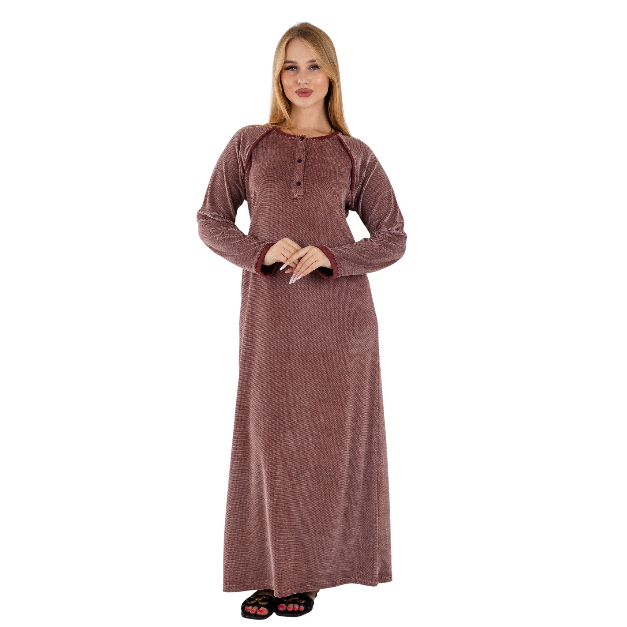 Velvet Ribbed Winter Abaya for Women – Soft Striped Nightgown / Home Dress – عباية شتوي قطيفة مضلعة ناعمة