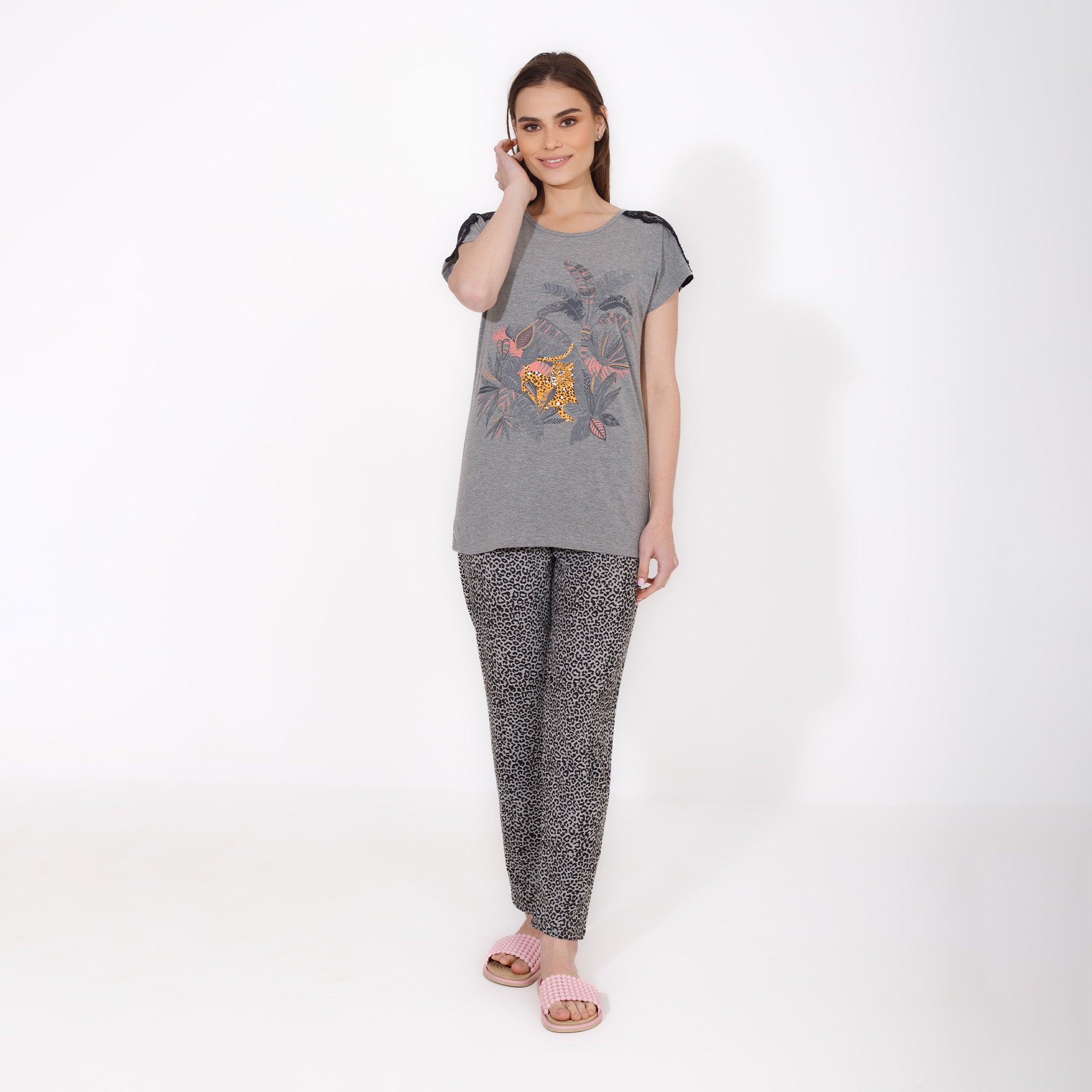 Women's Grey Pajama Set with Leopard Print – Lace Shoulder Top & Leopard Pattern Pants