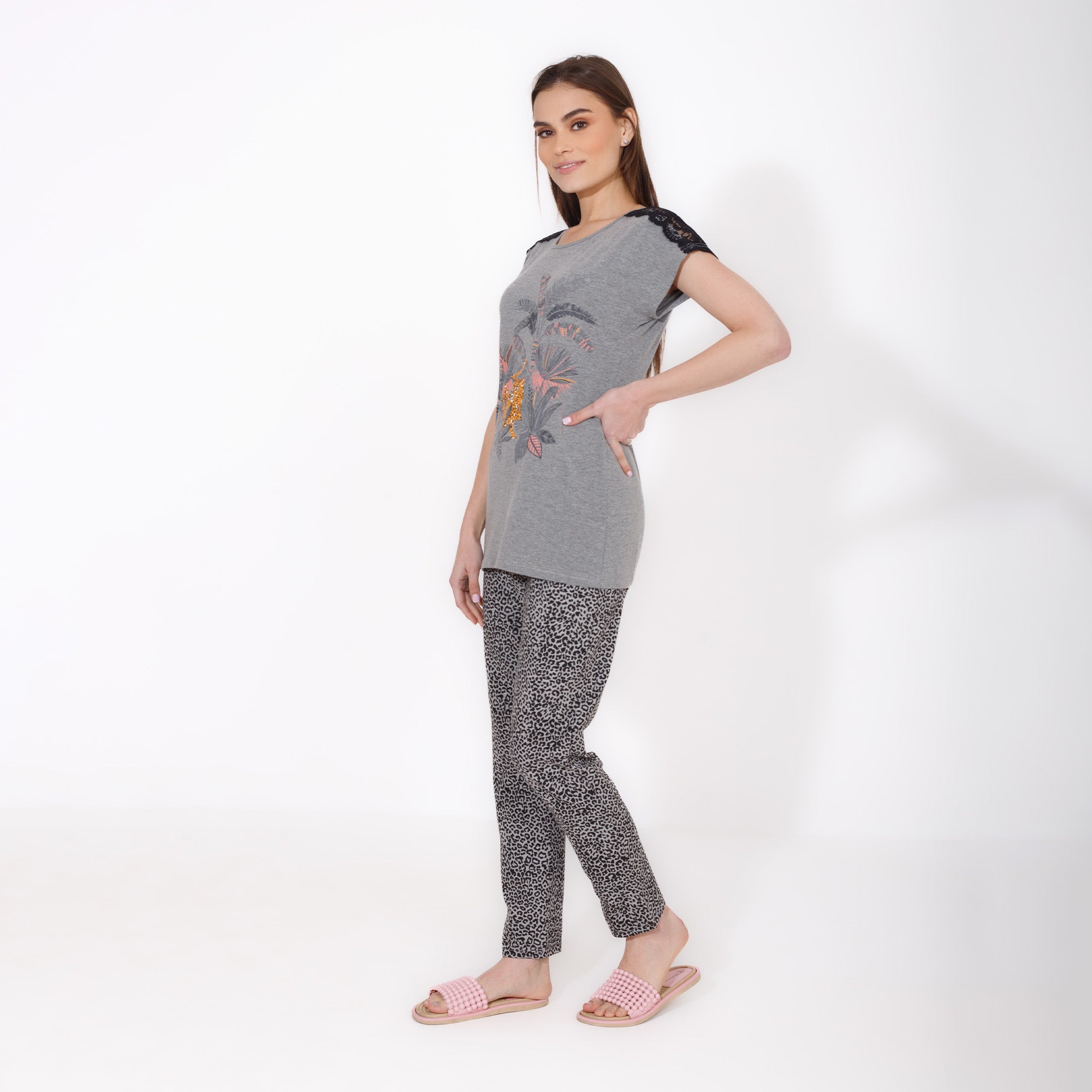 Women's Grey Pajama Set with Leopard Print – Lace Shoulder Top & Leopard Pattern Pants