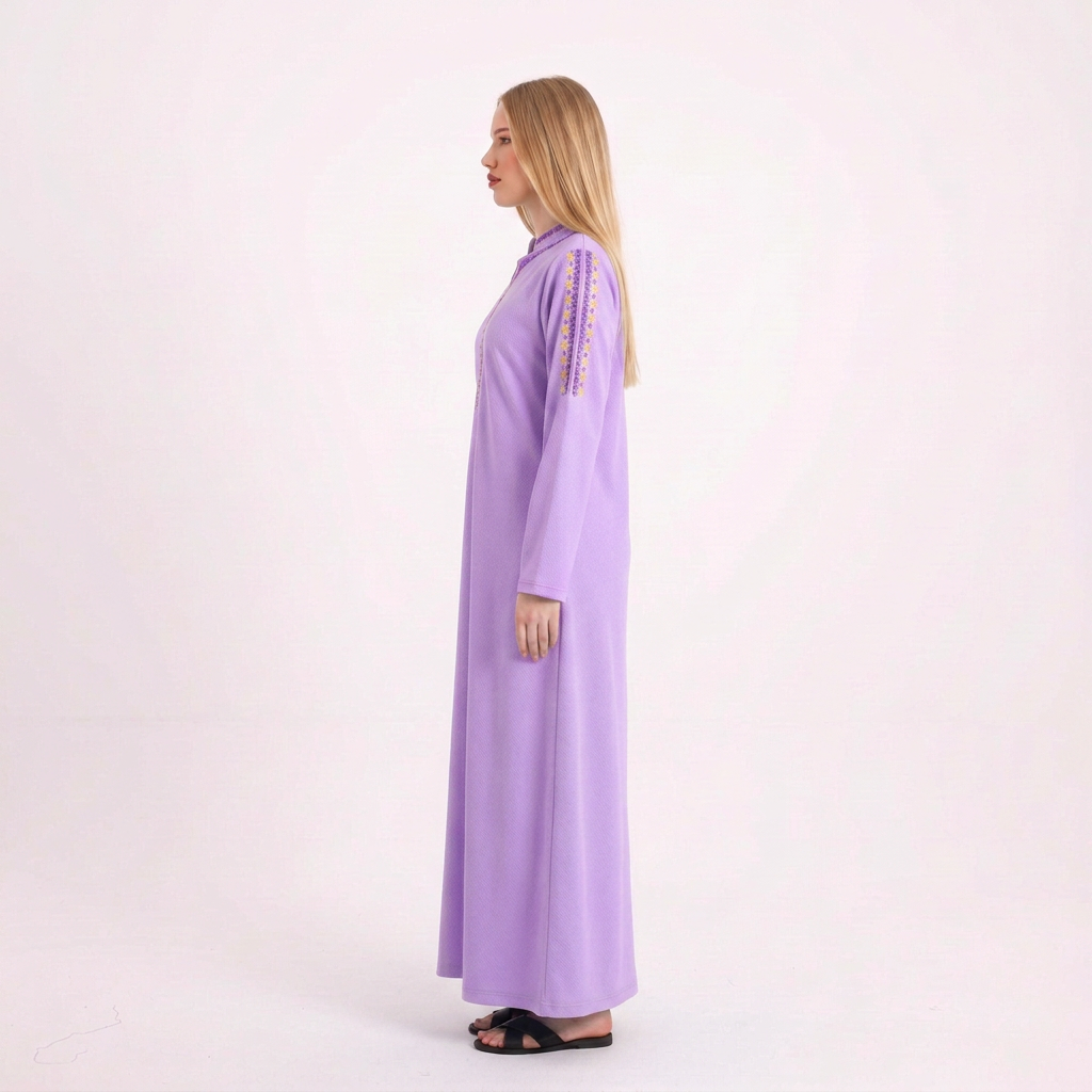 نفس الصورة الجانبية باللون الموف الزاهي