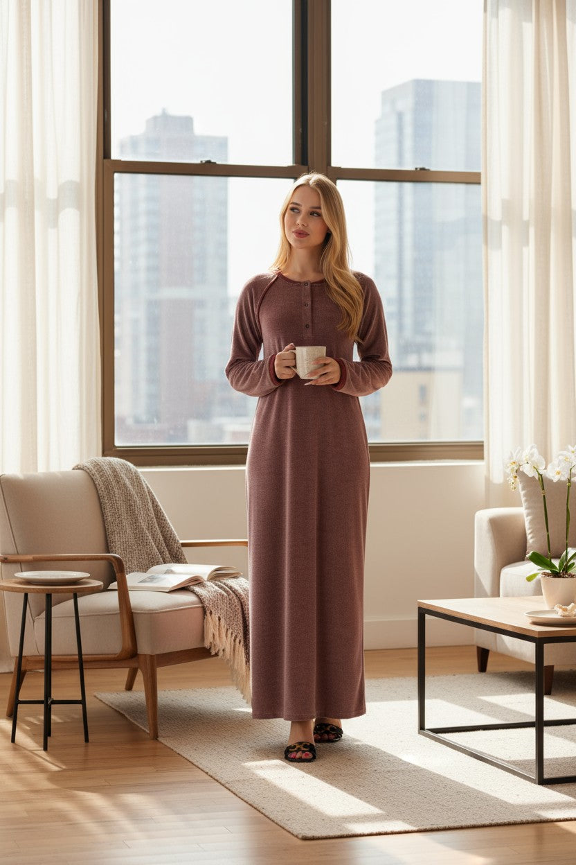 Velvet Ribbed Winter Abaya for Women – Soft Striped Nightgown / Home Dress – عباية شتوي قطيفة مضلعة ناعمة