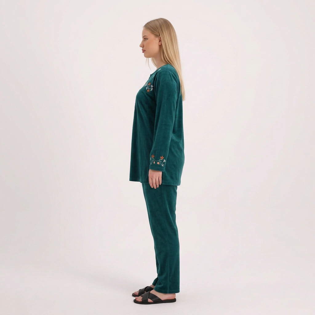 Side view of our blonde model in the teal pajama set